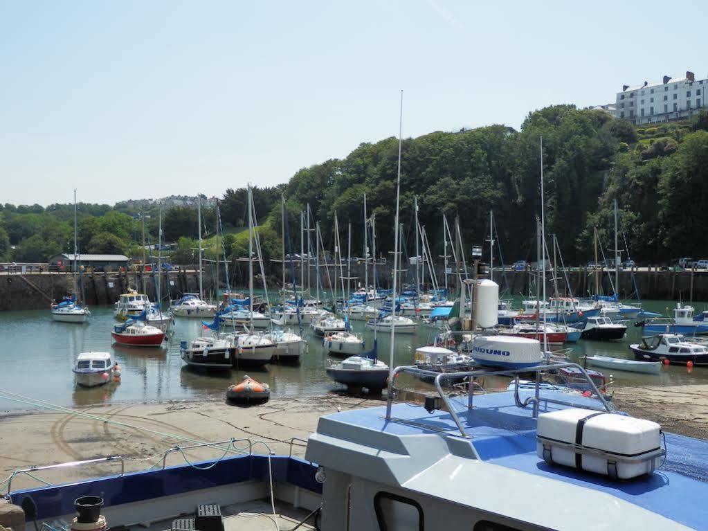 Ocean Backpackers Self-Catering Hostel Ilfracombe Exterior photo